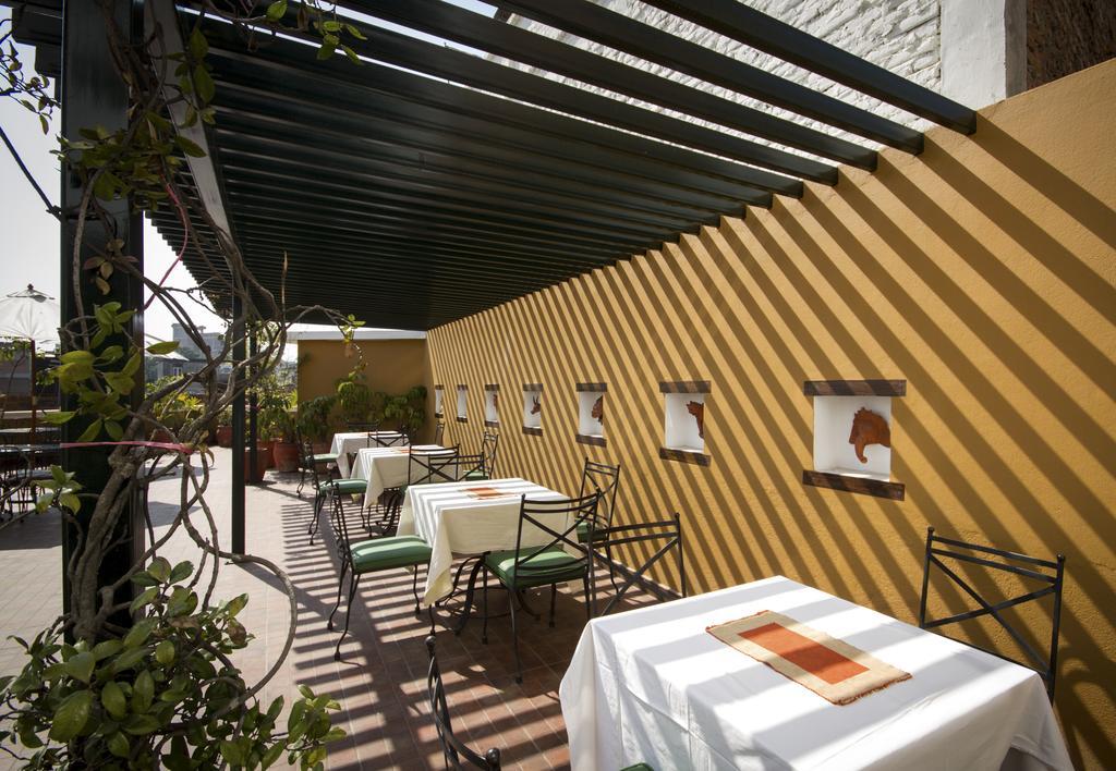 Hotel Ambassador By Ace Hotels Κατμαντού Εξωτερικό φωτογραφία